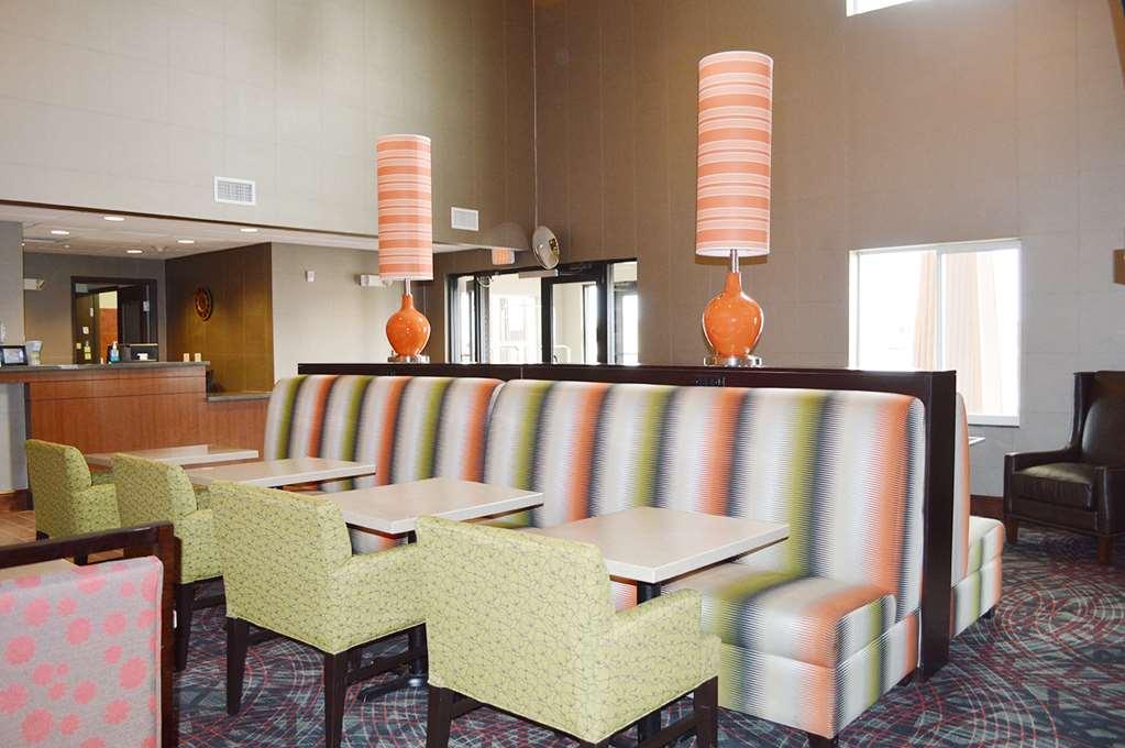Black Gold Suites Tioga Restaurant foto